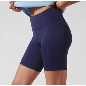 ATHLETA Ultimate Stash Pocket 7" Short Navy